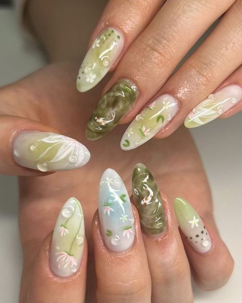 Douyin Coquette, Pond Nails, Lake Nails, Koi Fish Nails, Japan Koi Fish, Fish Nails, Lily Nails, Japan Nail, Green Nail Art