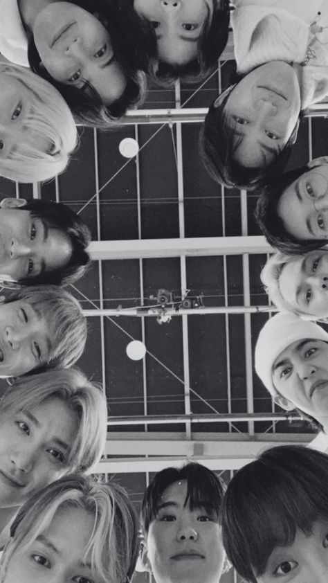 Svt Ot13 Wallpaper, Seventeen Wallpaper Ot13, Seventeen Moments, Seventeen Wallpaper Kpop, Svt Kpop, Pledis Seventeen, Scoups Jeonghan Joshua, Carat Seventeen, Dk Seungkwan