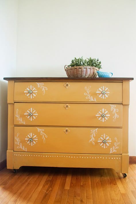 Yellow Painted Furniture, Easy Furniture Makeover, Yellow Dresser, Diy Furniture Makeover Ideas, Miss Mustard Seeds, Mustard Seeds, Diy Dresser, Diy Furniture Renovation, Furniture Rehab