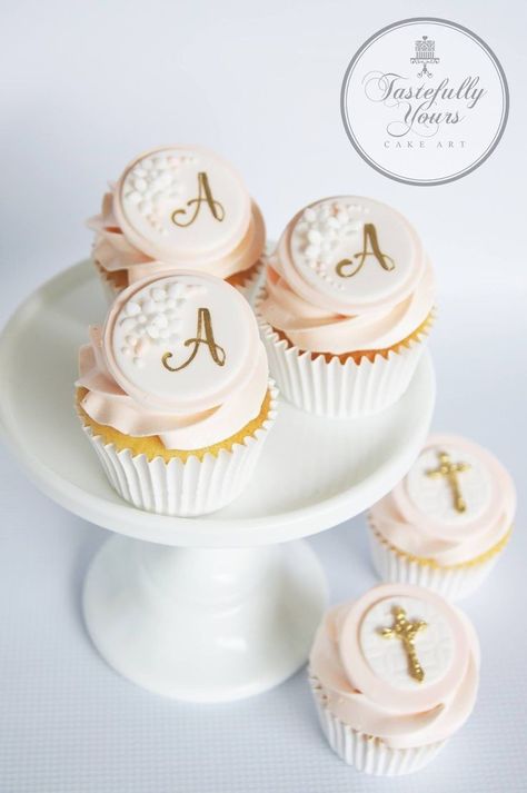 Baptism Cupcakes Girl, Baptismal Cupcake, Cookies Bautismo, Confirmation Cupcakes, First Communion Cupcakes, Communion Cupcakes, Comunion Cake, Dedication Cake, Christening Cookies