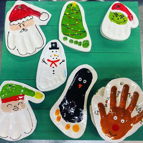 Clay Footprint Ornament, Christmas Clay Crafts For Kids, Christmas Tree Footprints, Elf Grinch, Christmas School Crafts, Baby Footprints Christmas, Handprint Painting, Dough Christmas Ornaments, Santa Handprint