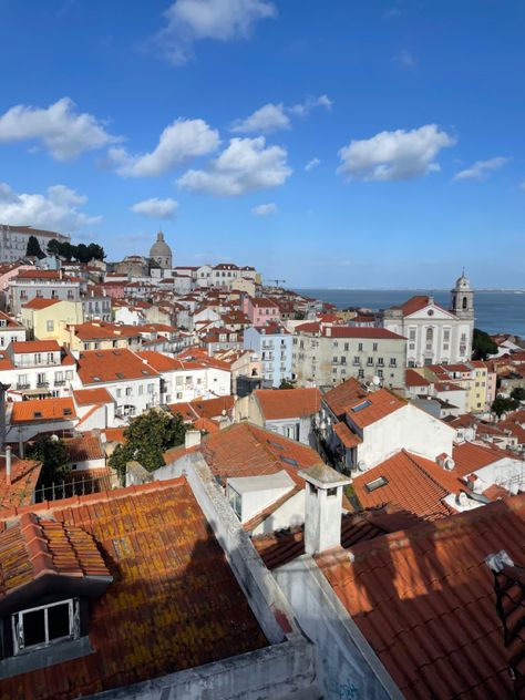 Lisbon Portugal Architecture, Lisbon Architecture, Alfama Lisbon, Old Architecture, Portugal Vacation, Brown Roof, Red Tiles, Architecture Old, Lisbon Portugal