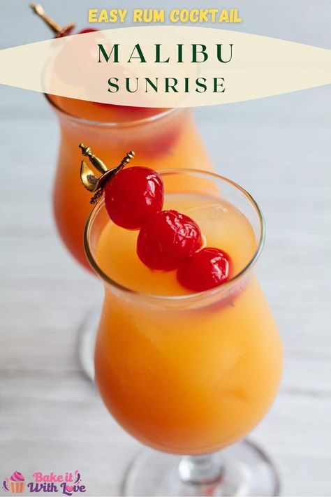 Malibu Sunrise, Rum Cocktails Easy, Malibu Rum Drinks, Fun Beverages, Sunrise Cocktail, Easy To Make Cocktails, Fruity Cocktail, Flavored Rum, Malibu Coconut