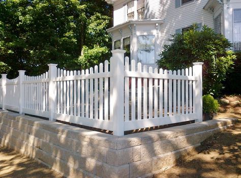 Picket Fence over retaining wall Brick Houses Exterior, Wall Designs Ideas, Antique Homes, Houses Exterior, Brick Houses, Green Fence, Solid Wall, Wall Brick, Cheap Fence