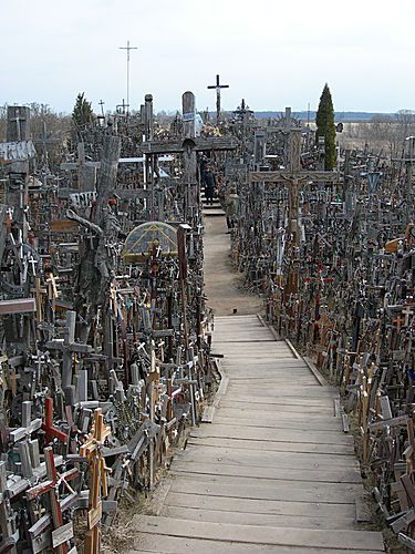 Hill Of Crosses Lithuania, Hill Of Crosses, Lithuania Travel, Baltic Countries, Baltic States, Scary Places, Destination Voyage, Bhutan, Travel Alone