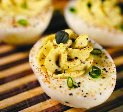 Basic Deviled Eggs Recipe, Horseradish Deviled Eggs, Deviled Eggs Recipe Classic, Starter Recipes, Cucumber Dill, Chef Gordon, Chef Gordon Ramsay, Baked Egg, Deviled Eggs Recipe