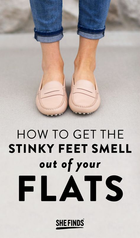 How To Get The Stinky Feet Smell Out Of Your Flats Smelly Shoes Remedies, Smelly Feet Remedies, Health Remedy, Stinky Shoes, Smelly Shoes, Shoes Hack, Chic Shoes, Diy Recipes, Foot Care