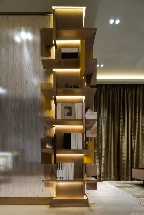 Pillar In Living Room, Interior Column Design, Pillar Design Interior, Column Design Interior, Column Decoration Ideas, Column Design Ideas, Column Shelf, Interior Pillars, Interior Decor Aesthetic