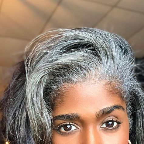 Mynamezenda on Instagram: "❤️❤️#greyhairdontcare #greyhairtransition #greyhair #greyhairmovement #houseofzenhairlounge #naturalhairrocks #naturalhairjourney #silverqueensandkings" Gray Wig Black Women, Black Women Grey Hair, How To Care For Gray Natural Hair, Gray Weave Black Women, Black Gray Hair, Afro Grey Hair Black Women, Grey Hair Braids, Grey Hair Journey, Pepper Hair