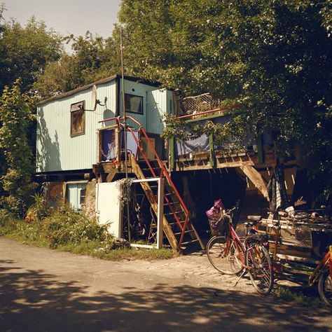 Rural House, House Aesthetic, Earthship, Cozy Space, Beautiful Architecture, House Inspo, My New Room, Dream Home Design, Container House