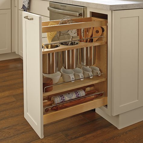 Cooking Utensil Storage, Kitchen Boards, Sink Organization, Semi Custom Cabinets, Cabinets Storage, Inside House, Country Kitchens, Backyard Renovations, Dream Kitchens