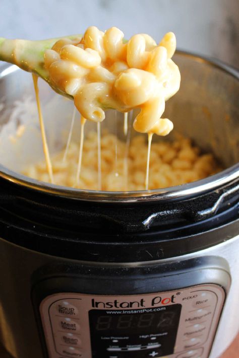 Macaroni And Cheese Recipe Instant Pot, Instant Pot Creamy Macaroni And Cheese, Best Instant Pot Macaroni And Cheese, Mac And Cheese In Instant Pot, Max And Cheese Instant Pot, Insta Pot Macaroni And Cheese Recipe, Instant Pot Creamy Mac And Cheese, Instant Pot Mac Cheese, Install Mac And Cheese