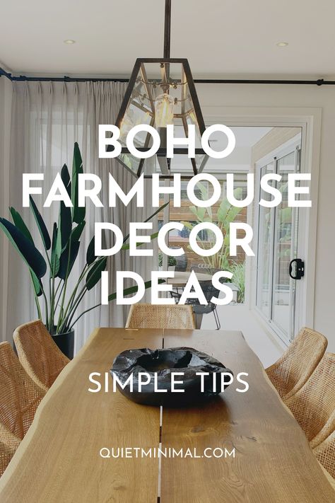 Boho Meets Farmhouse Decor, Boho Ranch Style Decor, Boho Farmhouse Wall Decor, Boho Farmhouse Dining Room, Farmhouse Boho Living Room, Boho Chic Decor Diy, Boho Chic House, Bohemian Farmhouse Decor, Ranch Style Decor