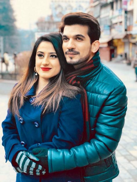 aalisha panwar aka alisha panwar Love In Air, Aalisha Panwar, Bhavana Actress, Alisha Panwar, Arjun Bijlani, Fairytale Photography, Bollywood Couples, Wedding Couple Poses, Tv Actors