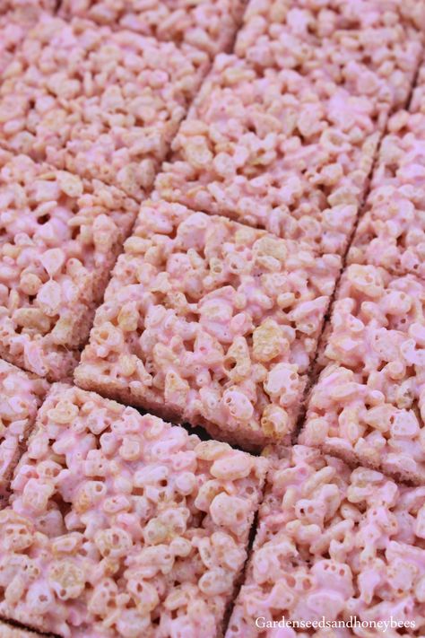 Baby Pink Rice Krispie Treats - Garden Seeds and Honey Bees Pink Out Bake Sale, Cute Pink Desserts, Easy Pink Desserts Simple, Dessert Treats For Party, Light Pink Desserts, Pink Sweet Treats, Pink Desert Ideas, Gender Reveal Rice Krispie Treats, Baby Shower Treats Girl