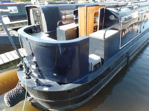 Narrow Boats For Sale, Tender Ribs, Double Bed With Storage, Narrow Boats, Narrow Boat, Kingdom City, Canal Boats, Boat Shed, House Boats