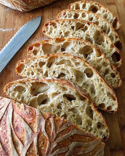 Bread Aesthetic, Fresh Bread, Fresh Garlic, Pretty Food, Homemade Bread, Bread Baking, Aesthetic Food, Good Eats, Food Inspiration