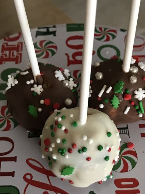 Egg Nog Cake, Melt Chocolate For Dipping, Pops Recipes, Xmas Menu, Eggnog Latte, Eggnog Cake, 18th Cake, Eggnog Recipe, Cake Pop Recipe