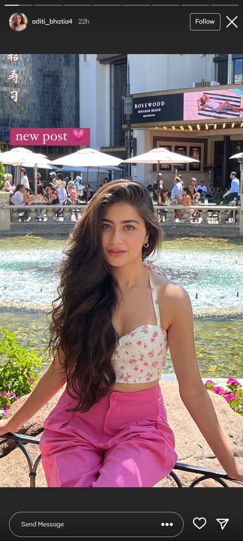 Aditi Bhatia, Hair Inspiration Long, Casual Indian Fashion, Cute Preppy Outfits, Indian Actress Hot Pics, Casual Chic Outfit, Curvy Outfits, Dress Cuts, Casual Style Outfits