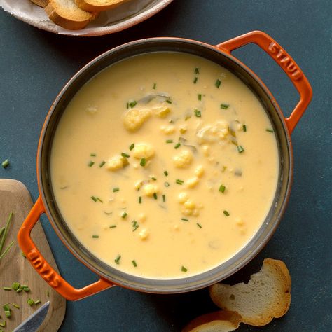 Cream of Cauliflower Soup Christmas Cauliflower, Cream Of Cauliflower Soup Recipe, Frozen Cauliflower Recipes, Cream Of Soup, Cream Of Cauliflower Soup, Cream Of Cauliflower, Cheesy Cauliflower Soup, Creamy Soup Recipes, Frozen Cauliflower