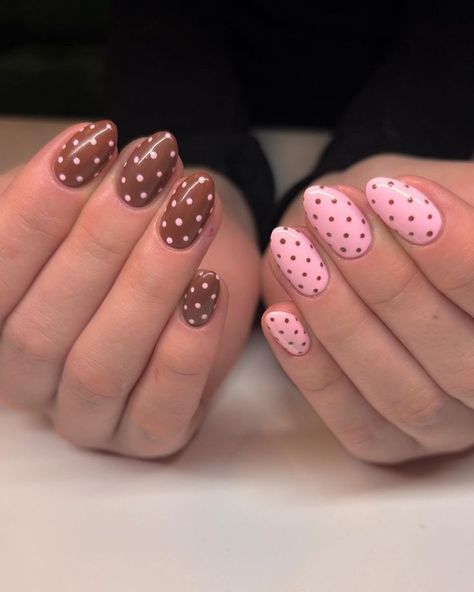 Cute And Simple Valentines Nails, Nail Ideas Gel Pink, Simple But Cute Birthday Nails, Brown Dot Nails, Almond Polka Dot Nails, Polka Dot Com Color Street, Winter Polka Dot Nails, Pink And Brown Polka Dot Nails, Nail Inspo Polka Dots