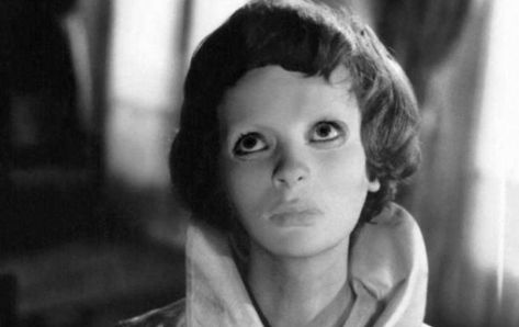 Eyes Without A Face, Werner Herzog, Best Horror Movies, French Films, Classic Horror Movies, Best Horrors, Weird Pictures, Vintage Horror, Quentin Tarantino