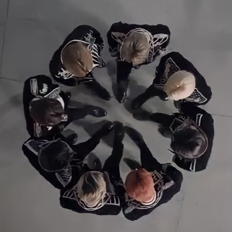 Ateez Group Photo, 8 Makes 1 Team, Pirate Kids, Pirate King, Choi Jong-ho, Woo Young, Group Photo, Kim Hongjoong, Group Photos