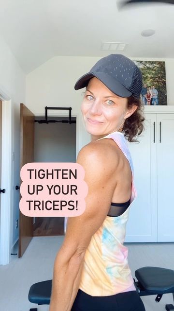 Tricep Workout With Bands, Best Tricep Exercises For Women, At Home Tricep Workout, Exercises For Triceps, Workout Superset, Tricep Workout Women, Upper Body Home Workout, Best Tricep Exercises, Exercise Arms