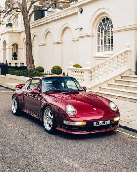 Red Porsche, 993 Turbo, Carrera Gt, Porsche Carrera Gt, Porsche 993, Vintage Porsche, Street Racing Cars, Porsche Carrera, Classy Cars