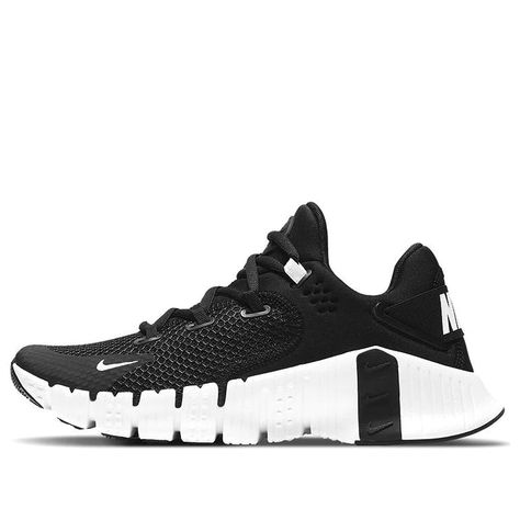 Nike Free Metcon 4, Nike Free Metcon, Nike Training Shoes, Black And White Sneakers, Nike Metcon, Running Shoes Sneakers, Black White Fashion, Training Shoes, Stylish Sneakers