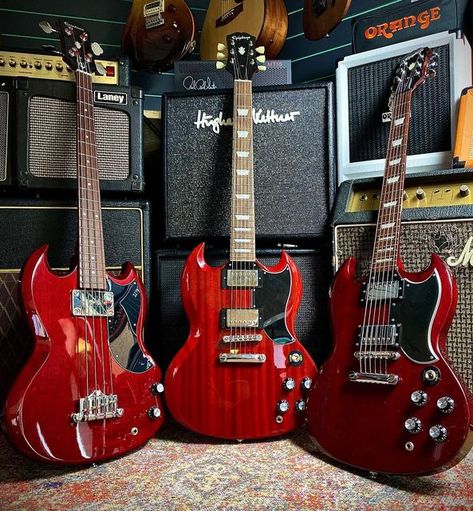 Gibson Sg Guitar, Sg Guitar, Epiphone Sg, Epiphone Guitars, Gibson Epiphone, Guitar Obsession, Gibson Guitar, Angus Young, Cool Electric Guitars