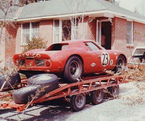 NO ME ABANDONEN Barn Find Cars, Old Sports Cars, Ferrari Racing, Classic Racing Cars, Old Race Cars, Gt Cars, Ferrari Car, Vintage Race Car, Abandoned Cars