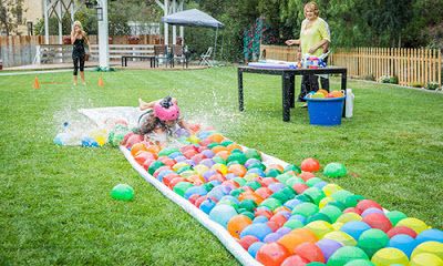 Water Balloon Games, Outdoor Water Games, Beer Olympics, Softball Party, Jungle Thema, Balloon Games, Summer Boredom, Summer Bash, Water Games For Kids