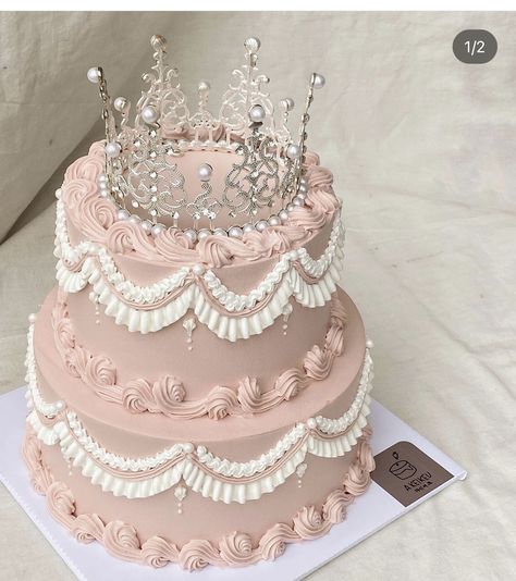 Vintage Cake Design Pink, Big Bday Cake, Simple Aesthetic Birthday Cakes Pink, Pink Cakes Simple, Two Tier Princess Cake, 2 Tier Birthday Cake Ideas, 16tg Birthday Cake Ideas, Two Layer Birthday Cake, Quince Birthday Cake