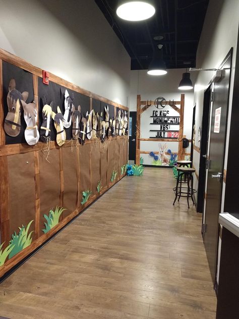 Western Party Entrance, Western Theme School Hallway, Western Theme Dance Decor, Wild West Hallway Decorations, Western Decorations Cowboy Theme, Classroom Western Theme, Wild West School Theme, Western Hoco Theme, Wild West Halloween Decorations