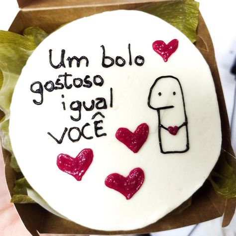 Bento cake para namorado/ marido "Um bolo gostoso igual a você" #bolinho #mimibolo #bolonamarmita #bentocake #ateliededocesdaleh #vargemgrandedosul Bento Cake, Cake