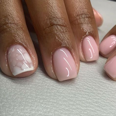 Structured Gel Manicure, Nude Nail Art, Gel Manicure Designs, Rounded Acrylic Nails, Natural Gel Nails, Wide Nails, Hard Gel Nails, Builder Gel Nails, Milky Nails