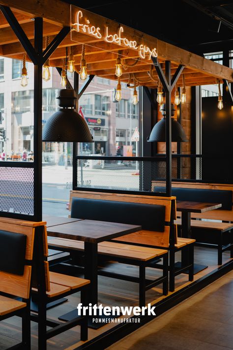 Small Burger Restaurant Design, Small Restaurant Interior, Resturant Design, Coffee House Design, Small Restaurant Design, Modern Restaurant Design, Outdoor Restaurant Design, Cafe Concept, Small Restaurant