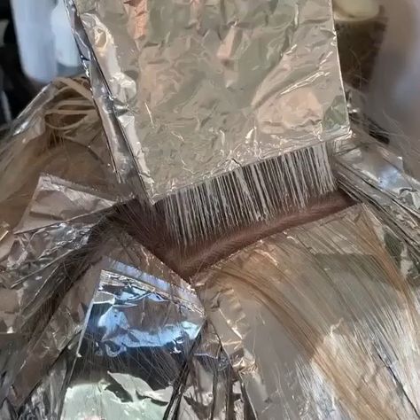 Foil Aesthetic, Frocks For Women Party, Hairstylist Marketing, Hair Color Placement, Balayage Technique, Morning Coffee Images, Hair Streaks, Shadow Photography, Hair Color Techniques