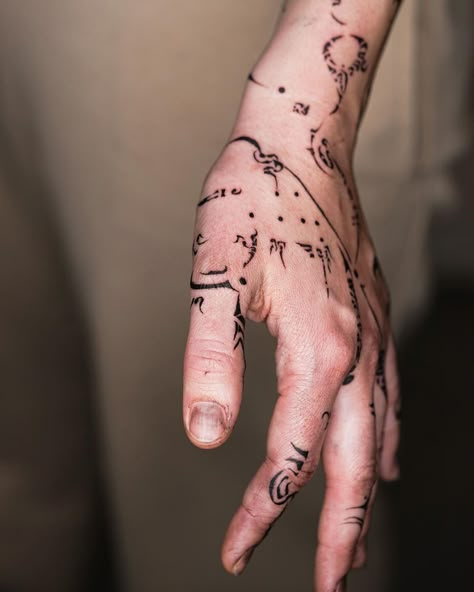 Asemic Tattoo, Asemic Writing Tattoo, Euro Trash Tattoo, Dynamic Tattoo, Tattoo Character, Health Tattoo, Sigil Tattoo, White Ink Tattoo, Hand Tats