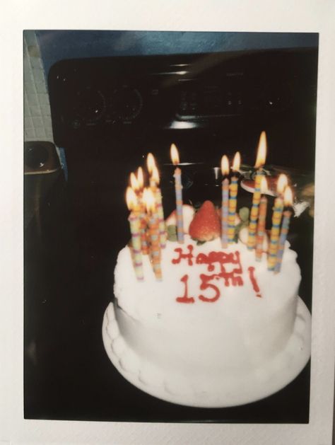 15th Birthday Party Ideas, 15th Birthday Cakes, Fifteenth Birthday, Cake Story, Cute Birthday Pictures, Birthday Babe, 사진 촬영 포즈, Polaroid Pictures, 18th Birthday Party