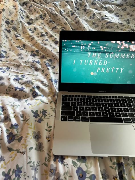 The Summer I Turned Pretty, Wallpapers Images, Summer Goals, Rory Gilmore, Wallpapers Backgrounds, Summer Bucket Lists, Film Tv, Summer Feeling, Summer Dream