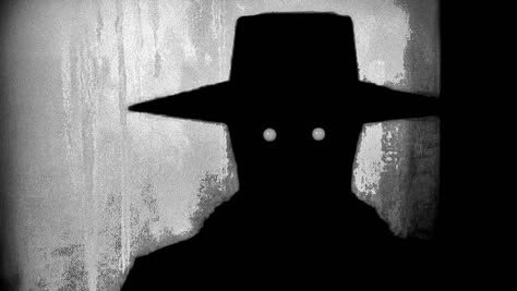 Shadow Dark Watchers Cryptid, Shadow Man Drawing, Shadow Man Art, Snake Collage, Dark Watchers, Monster Pfp, Scary Shadow, The Hat Man, Werewolf Pack