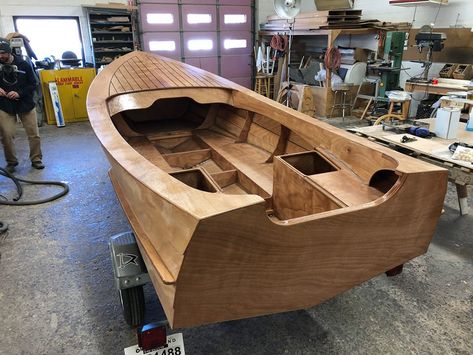 Wooden Boat Kits, Wooden Boat Plans, Boat Kits, Scale Model Kits, Light Crafts, Boat Plans, Boat Design, Small Boats, Power Boats