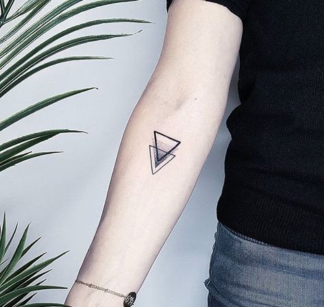 4 Triangles Tattoo, Men's Tattoo Forearm, Double Triangle Tattoo, Hawk Silhouette, Siblings Tattoo, Tattoo Friends, Matching Tattoos For Couples, Small Geometric Tattoo, Triangle Tattoo Design