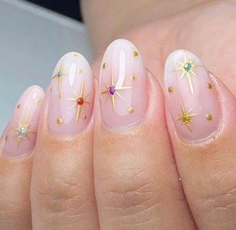 Pale Nails, Stiletto Shaped Nails, Taylor Swift Nails, Baby Boomers Nails, Star Nail Designs, Sns Nails, Pink Ombre Nails, Almond Nail, White Nail Designs