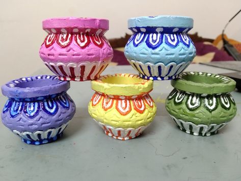 Pot Painting Aesthetic, Pot Painting Ideas Indian, Clay Pot Painting Ideas Indian, Pot Decorating Ideas Indian, Clay Pot Painting Ideas, Matka Decoration, Painting Ideas Indian, Clay Pot Painting, Pot Painting Ideas