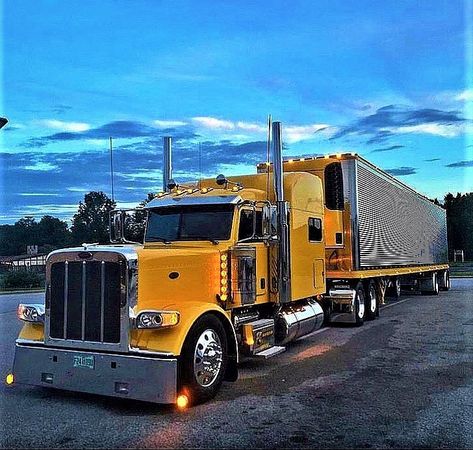 Millions of Semi Trucks Semi Trucks Humor, Peterbilt 389, Train Truck, Custom Big Rigs, Peterbilt 379, Show Trucks, Kenworth Trucks, Horse Trailers, Peterbilt Trucks