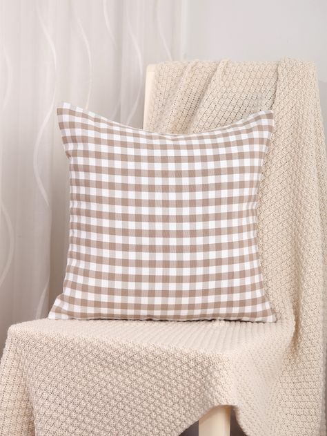 Plaid Throw Pillow, Plaid Throw Pillows, Bantal Sofa, Plaid Throw, Pillow Fabric, Sofa Cushion Covers, Cushion Pattern, Cute Room Decor, Throw Pillow Cases