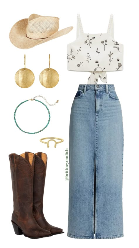 Flare Jeans Cowgirl Boots, Fashion Cowgirl Outfits, Casual Jean Office Outfit, Boho Outfit Layout, Boho Women Outfits, Coastal Cowgirl Outfit Amazon, Chic Baseball Game Outfit, Cowgirl Spring Outfits, Dark Brown Cowgirl Boots Outfit